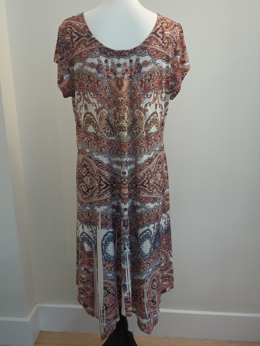World Unity Paisley Asymmetrical Midi Handkerchief Hem Dress - Picture 7 of 11